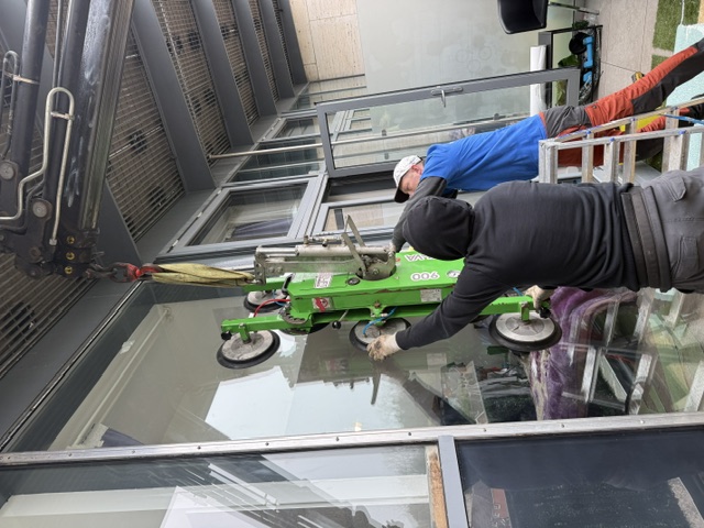 About New Malden Glazing